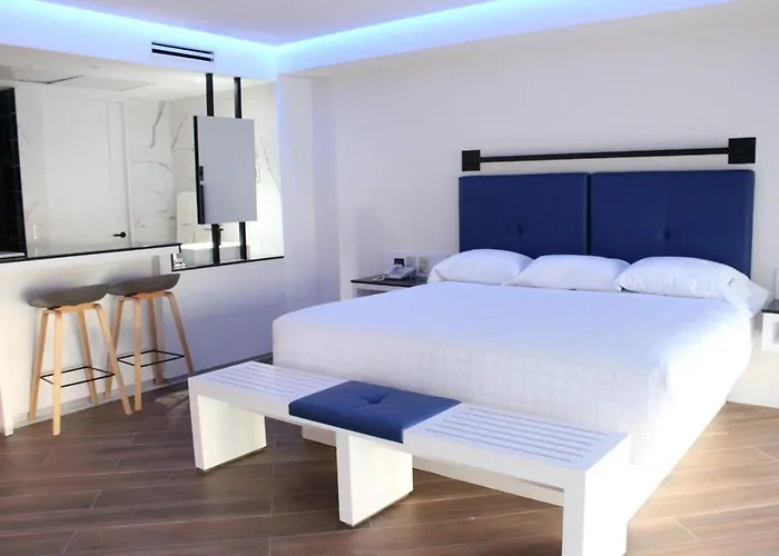 Hotel Weenjoy Aeropuerto Cdmx 4*